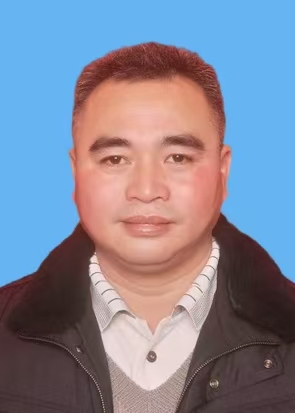 邓广堂.jpg 邓广堂.jpg